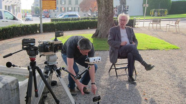 Jean-Luc Godard tra i Gilet Gialli: il maestro francese rivela dettagli sul suo nuovo film