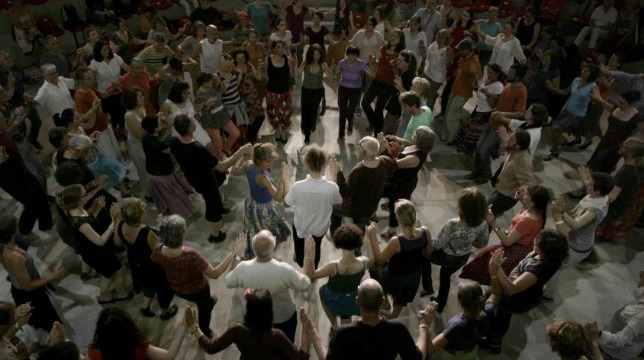 Le Grand Bal: recensione del trascinante documentario francese sull'amore per il ballo visto a Cannes 2018