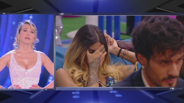 Grande Fratello: cosa ha detto Gaetano ad Erica? Il video che ha fatto infuriare la D'Urso