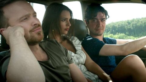 Emily Ratajkowski, Riccardo Scamarcio e Aaron Paul nel trailer italiano di Welcome Home