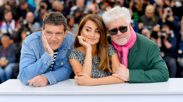 "La mia paura più grande? Perdere la passione per il cinema": Pedro Almodovar, a Cannes, con Dolor y Gloria