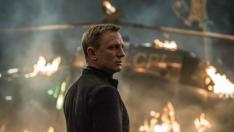 Bond 25: un altro incidente sul set con un ferito lieve e danni alle scenografie