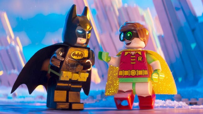 Lego Batman, gli 80 anni di Bruce Wayne festeggiati con un sorriso in streaming su Infinity
