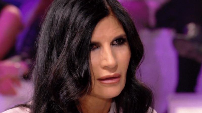 Pamela Prati shock: la showgirl revoca il mandato al suo avvocato dopo Live-Non è la d’Urso
