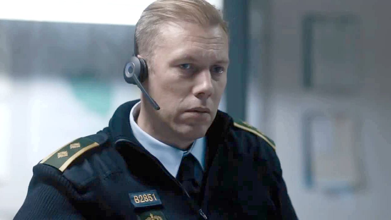 Il colpevole, il folgorante thriller d'esordio di Gustav Möller disponibile in digitale