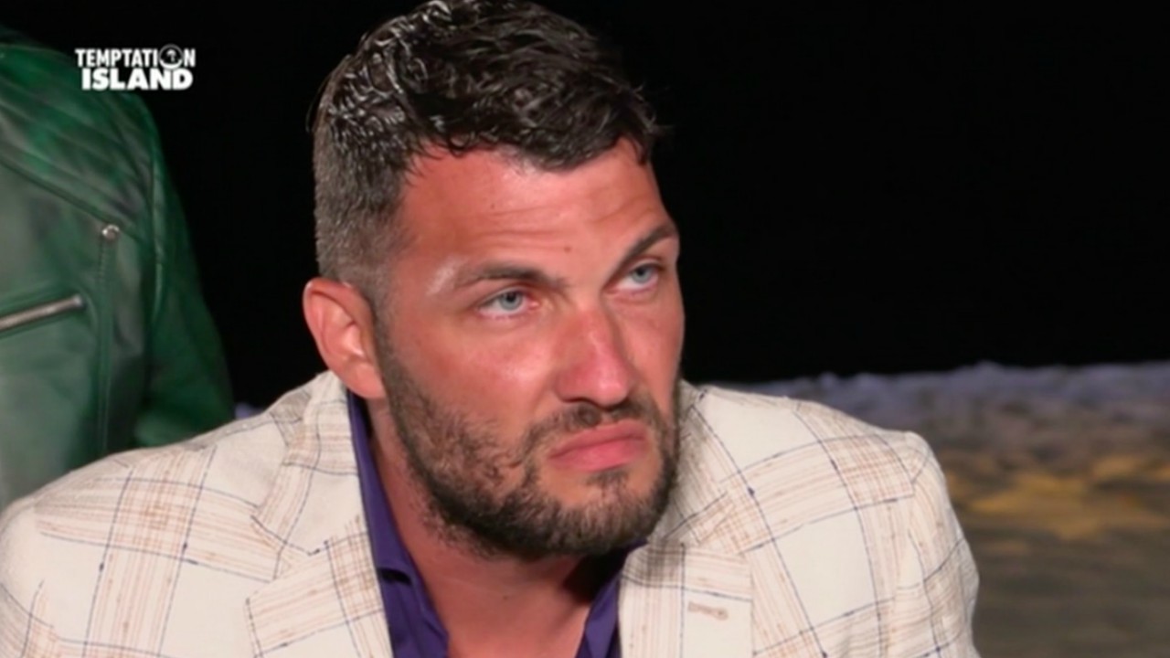 Temptation Island: Andrea furioso con Jessica richiede il falò di confronto immediato