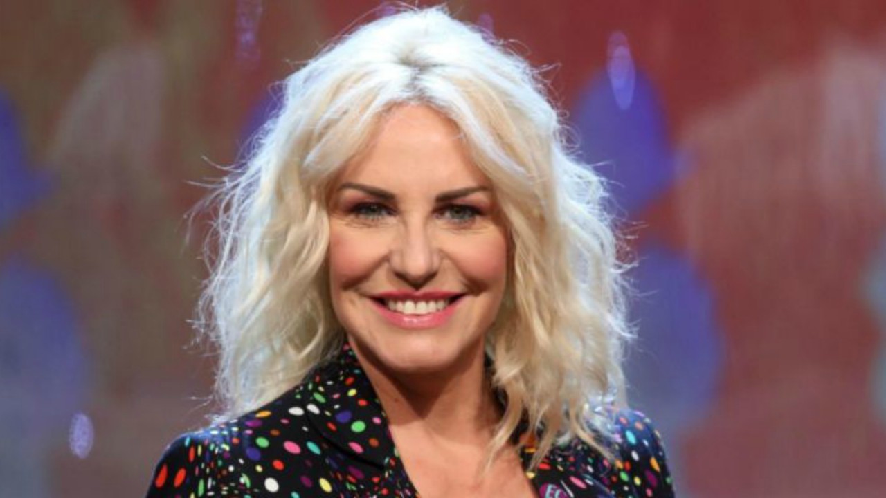 Antonella Clerici fuori dai palinsesti Rai, lo sfogo: "Meglio non essere nella mia mente in questo momento"