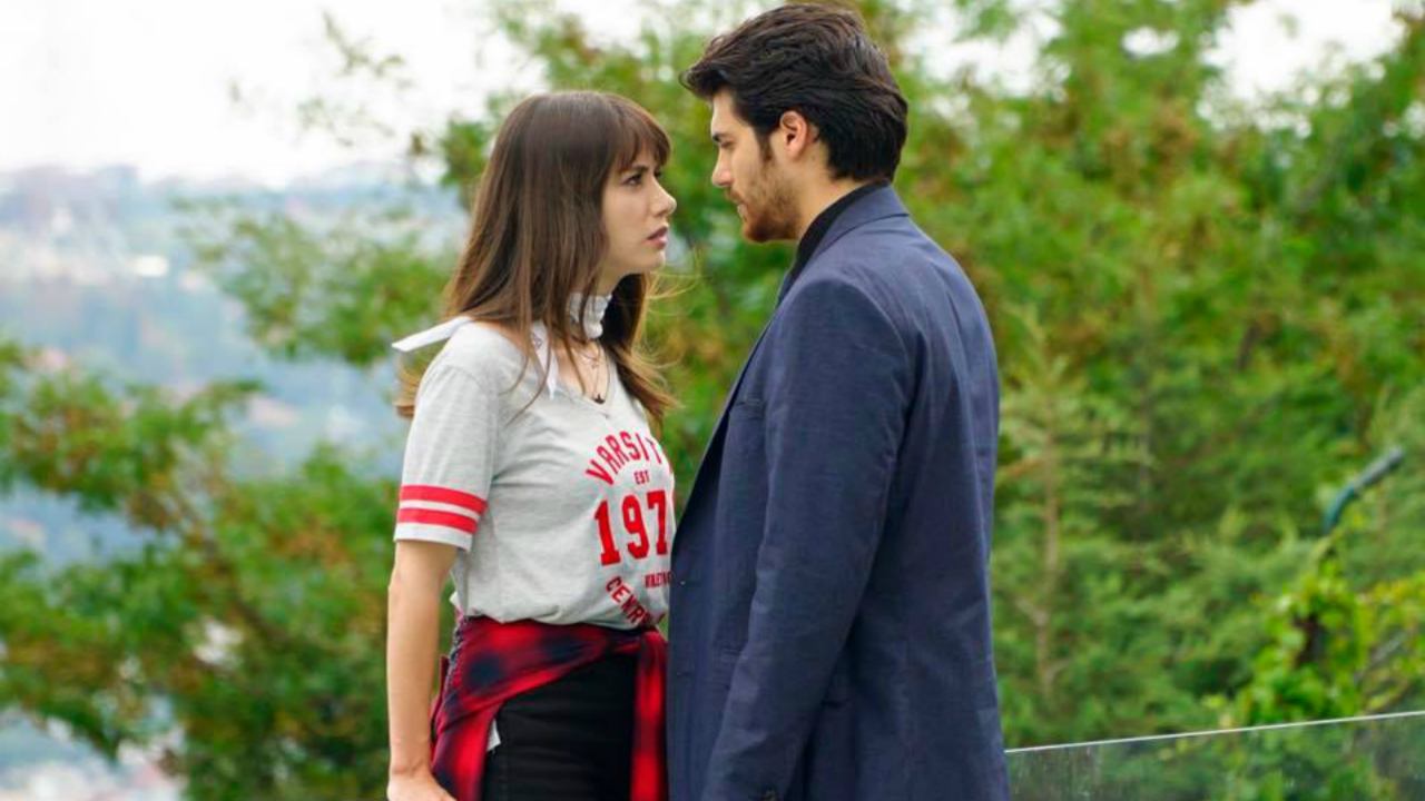 Bitter Sweet Anticipazioni Turche: Nazli realizza il suo sogno ma a caro prezzo