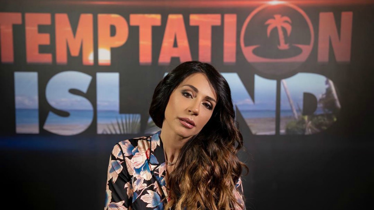 Temptation Island, Raffaella Mennoia rivela: "Ci saranno confronti clamorosi, tante immagini oscurate"