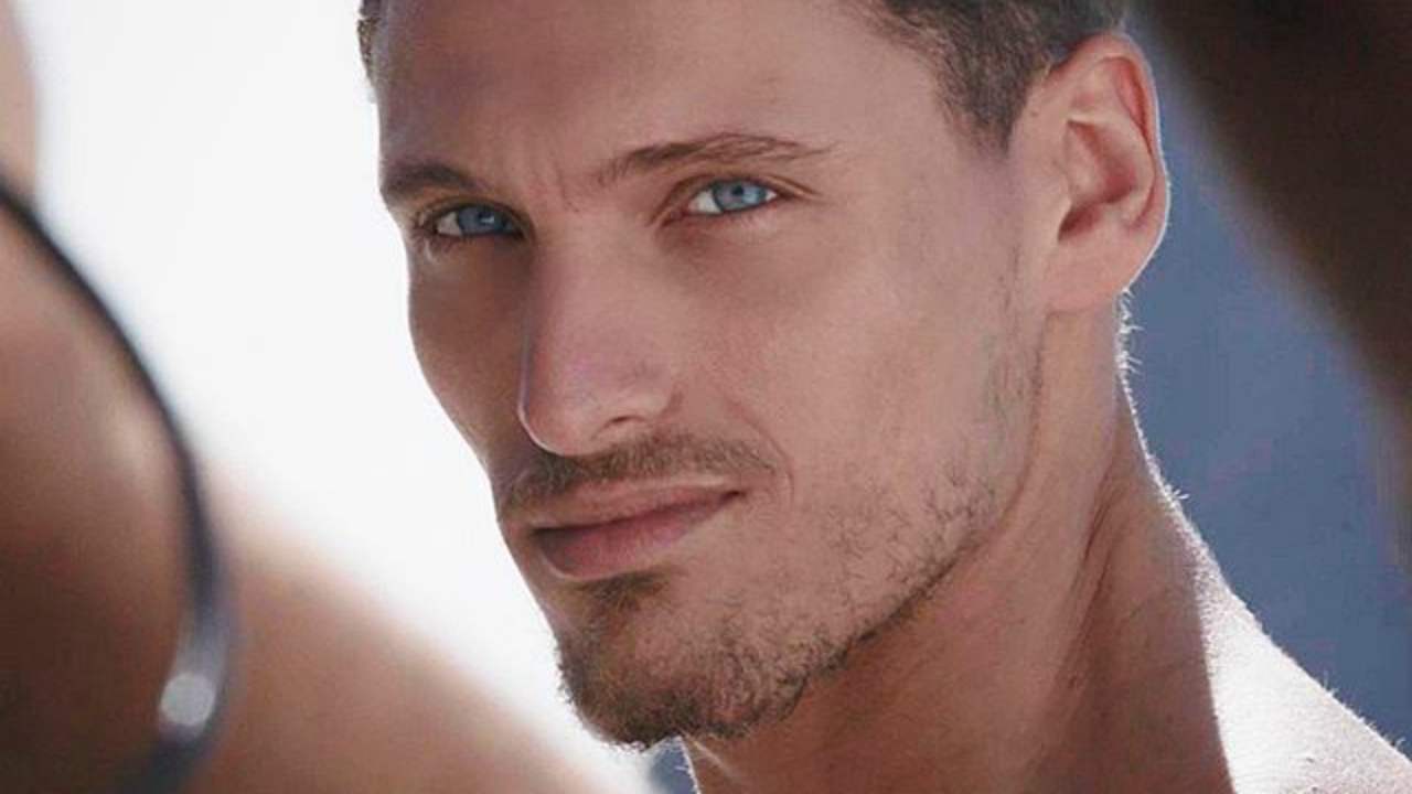 Grande Fratello: Gennaro incontra la sorella mai vista, la bellissima sorpresa a Maria, foto