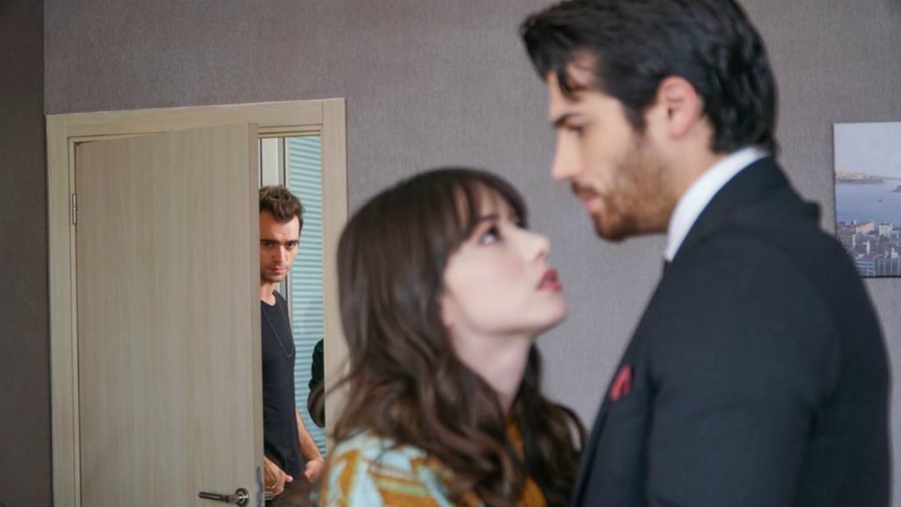 Bitter Sweet Anticipazioni 29 luglio 2019: Deniz pazzo di gelosia comincerà a...