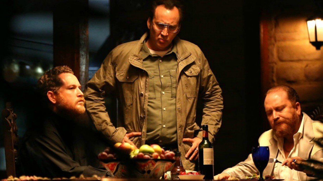 Nicolas Cage come Walter White nel trailer di Running With The Devil