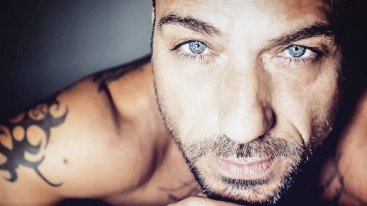 Uomini e Donne, Costantino Vitagliano fa una rivelazione inaspettata: " Pronto al ritorno nel Trono Over"