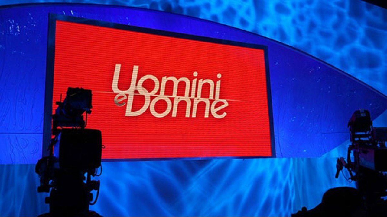 Uomini e Donne, bufera sulla trasmissione: ecco cosa è successo