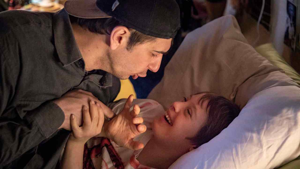 Mio fratello rincorre i dinosauri miglior incasso tra i film italiani della settimana