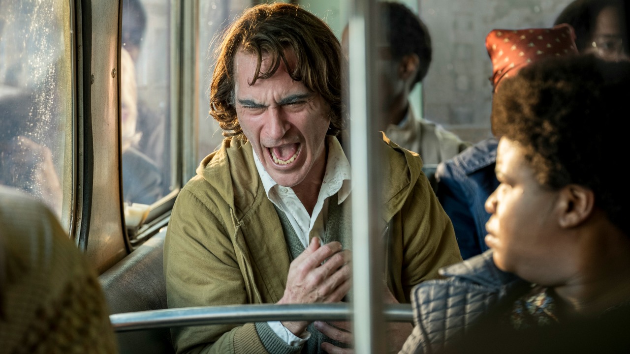Joaquin Phoenix e la sua abitudine da Joker di uscire dal set nel mezzo di una scena