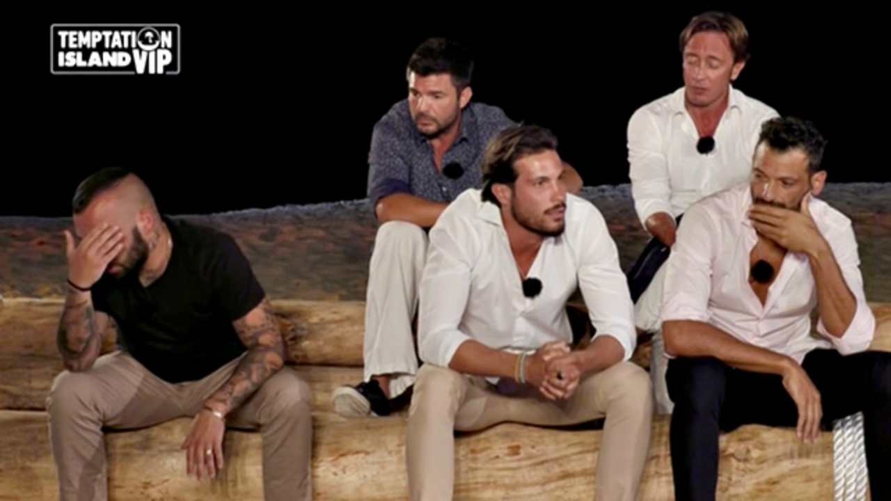 Temptation Island Vip, anticipazioni seconda puntata: l'ira di Simone Bonaccorsi, la disperazione di Anna Pettinelli