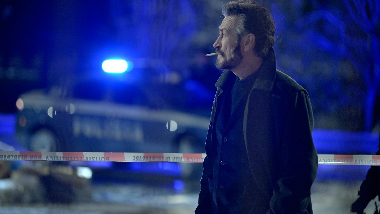 Rocco Schiavone, il poliziotto fra malinconia e risata raccontato da Marco Giallini