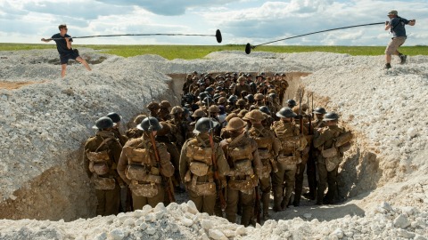 1917: Sam Mendes ci porta dietro le quinte del suo atteso film di guerra 