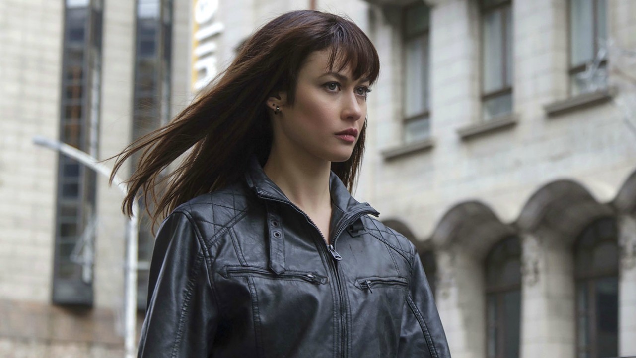 Momentum: il thriller con Olga Kurylenko stasera su Nove