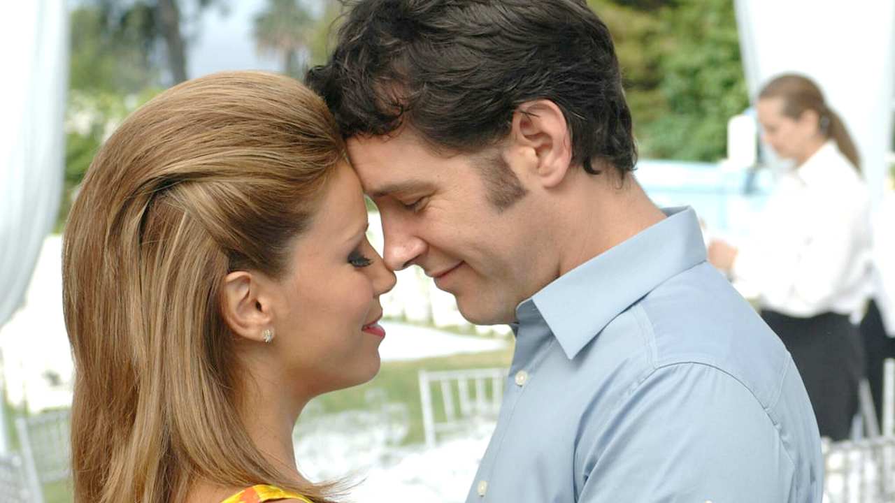 La sposa fantasma con Eva Longoria e Paul Rudd in onda stasera su Paramount Channel