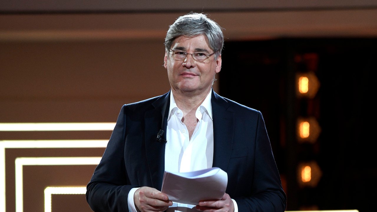 Dritto e Rovescio: stasera intervista a Vittorio Feltri su Rete4