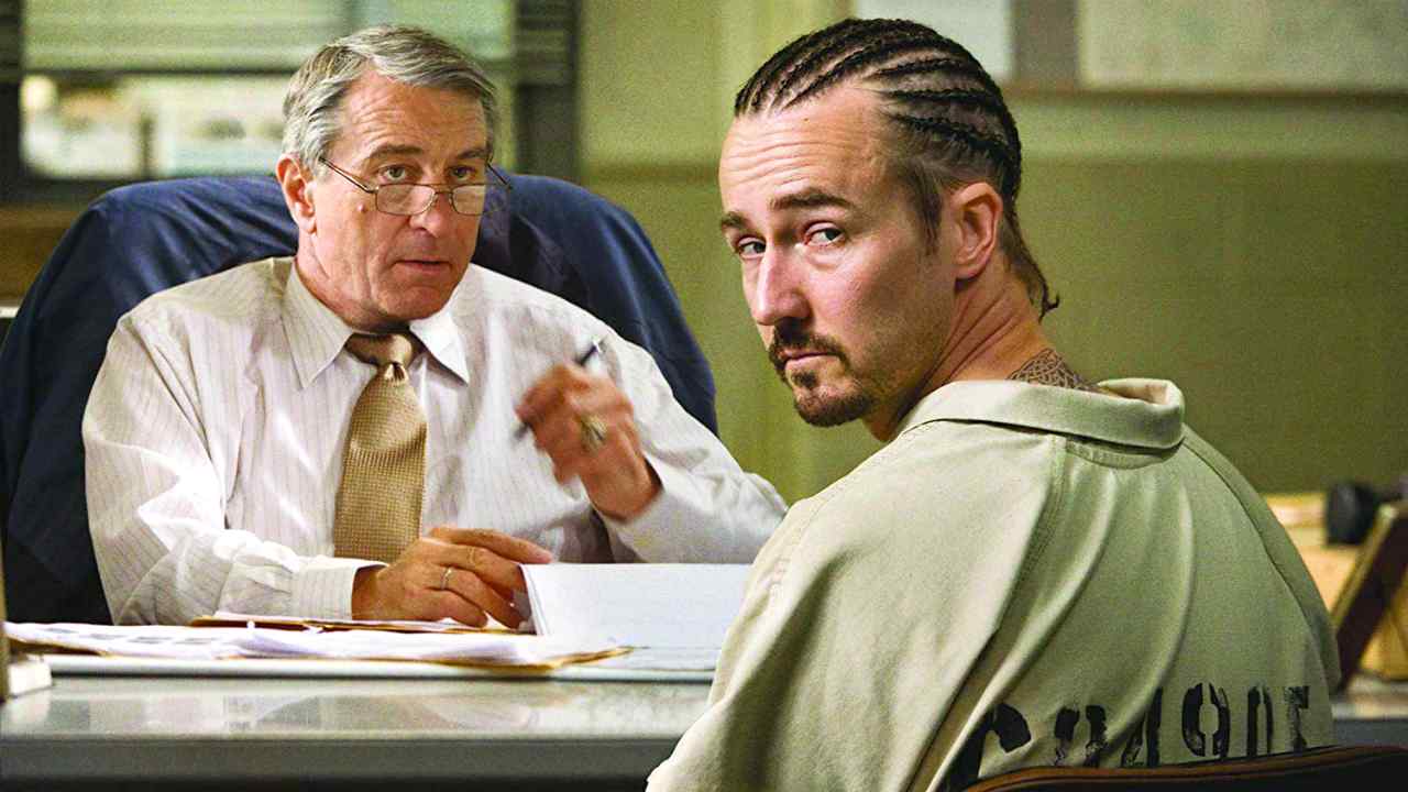 Stone con Edward Norton, Robert De Niro e Milla Jovovich in onda stasera su Cielo