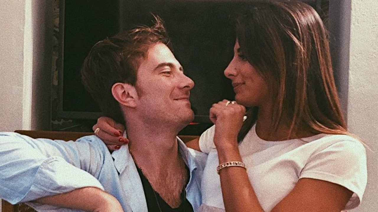 Uomini e Donne: Giulia Cavaglià e Francesco Sole escono allo scoperto, il video del bacio