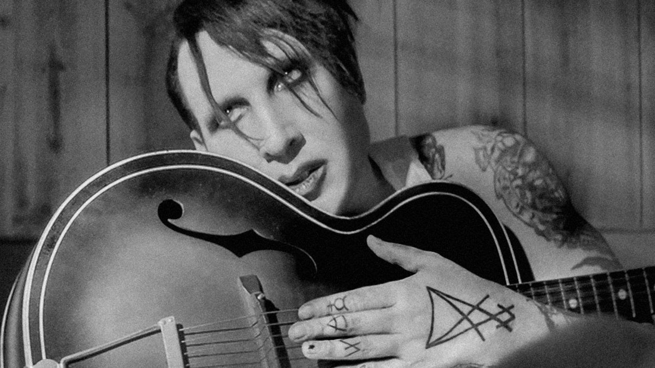 Marilyn Manson, il video di God's Gonna Cut You Down