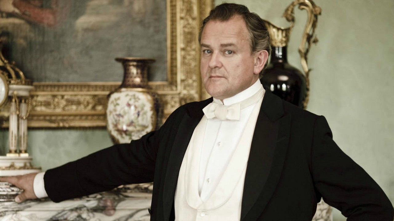 Downton Abbey: La visita dei Reali scuote perfino Lord Crawley - una clip dal film