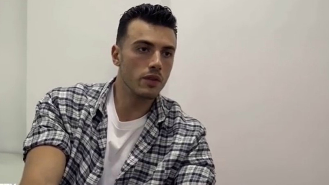 Uomini e Donne, Veronica nuova tronista, la reazione di Alessandro Zarino, video