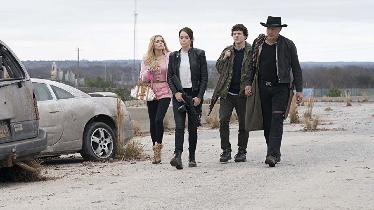 Zombieland Doppio colpo dimostra in una clip il senso della regola numero 7: viaggia leggero