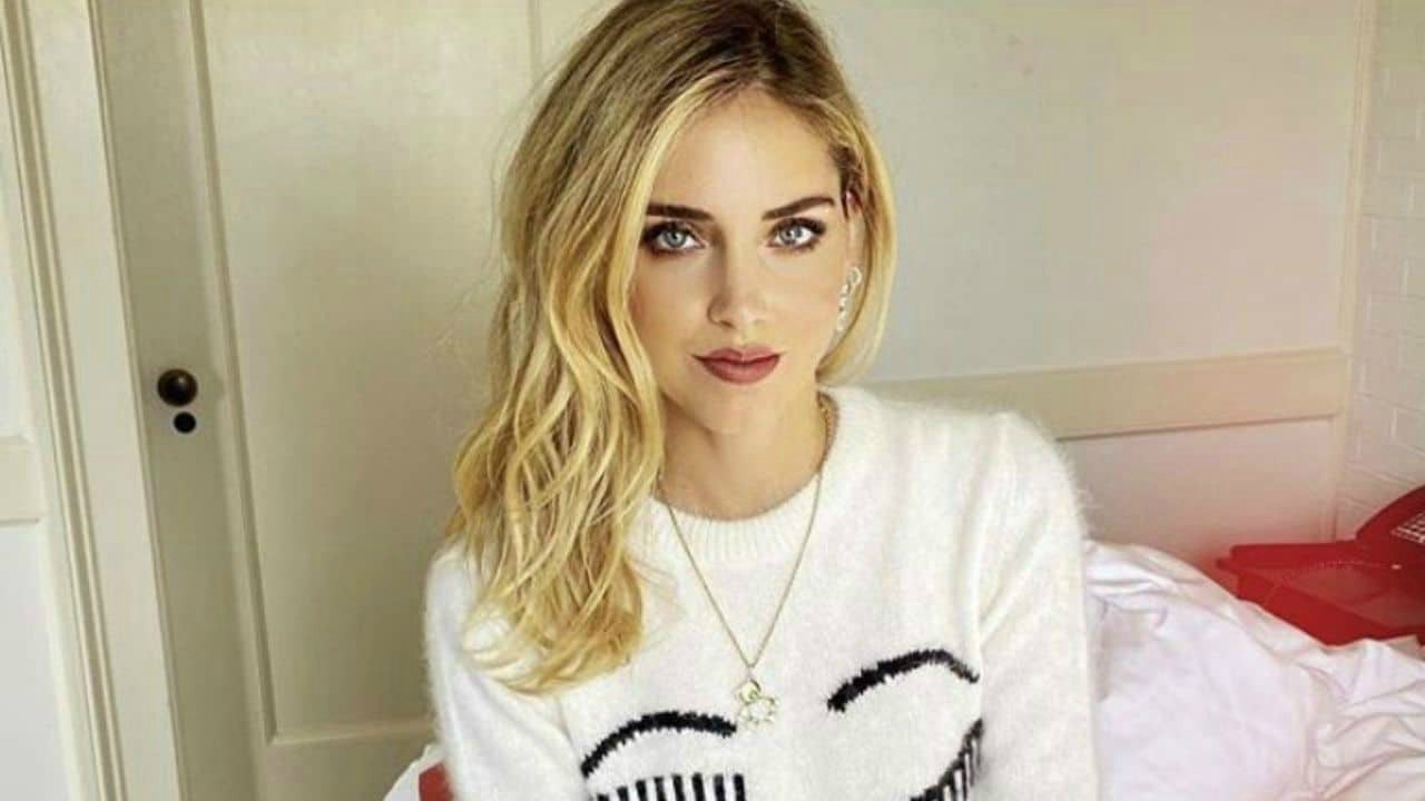 Chiara Ferragni: "Un uomo mi ha fotografata mentre dormivo in aereo. Una cosa da Psyco"