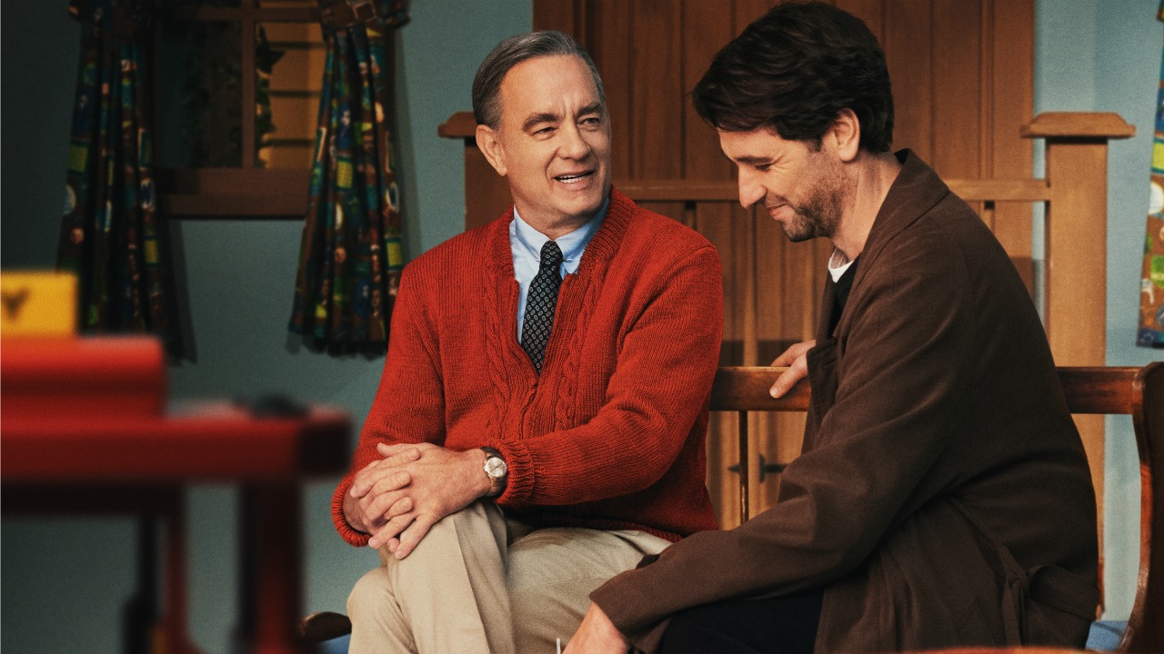 Un amico straordinario: il trailer italiano del film con cui Tom Hanks va a caccia del terzo Oscar