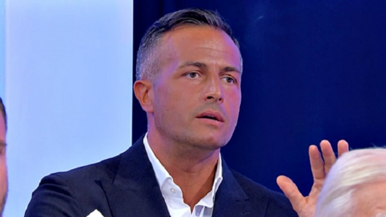 Uomini e Donne oggi il trono over: Riccardo abbandona lo studio, Ida disperata