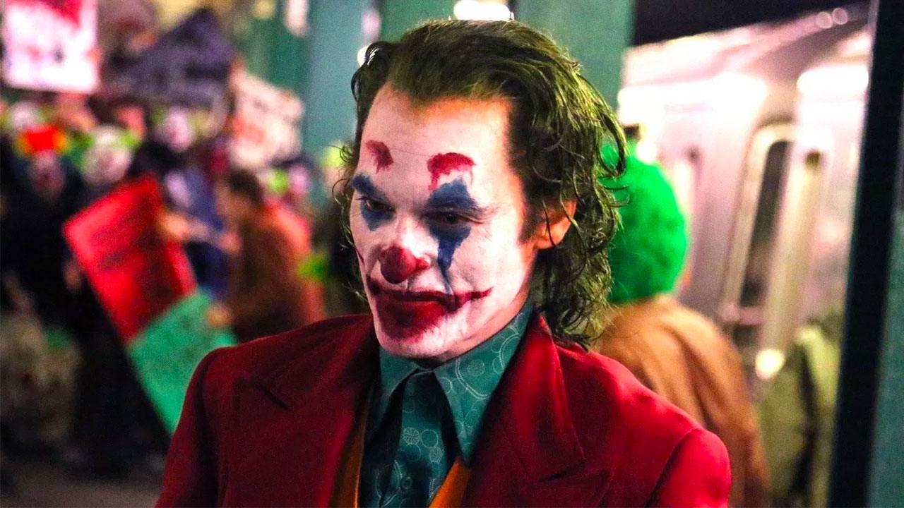 Joker 2: arriva la conferma del sequel con Joaquin Phoenix e la regia di Todd Phillips