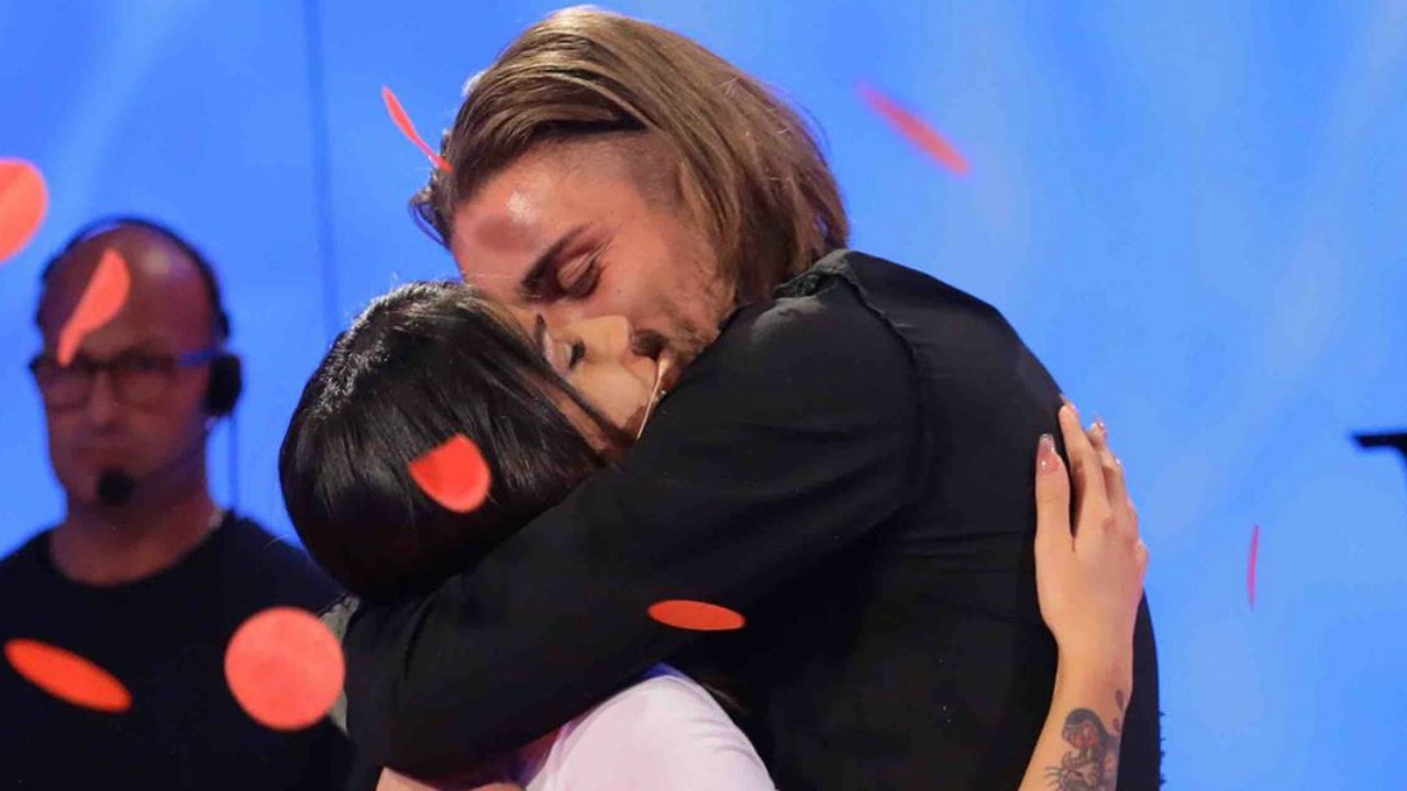 Uomini e Donne, Daniele Schiavon dopo la scelta: la prima dedica d'amore per Giulia Quattrociocche