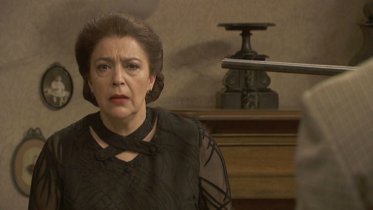 Il Segreto Anticipazioni Spagnole: Carmelo spara a Francisca per la seconda volta...