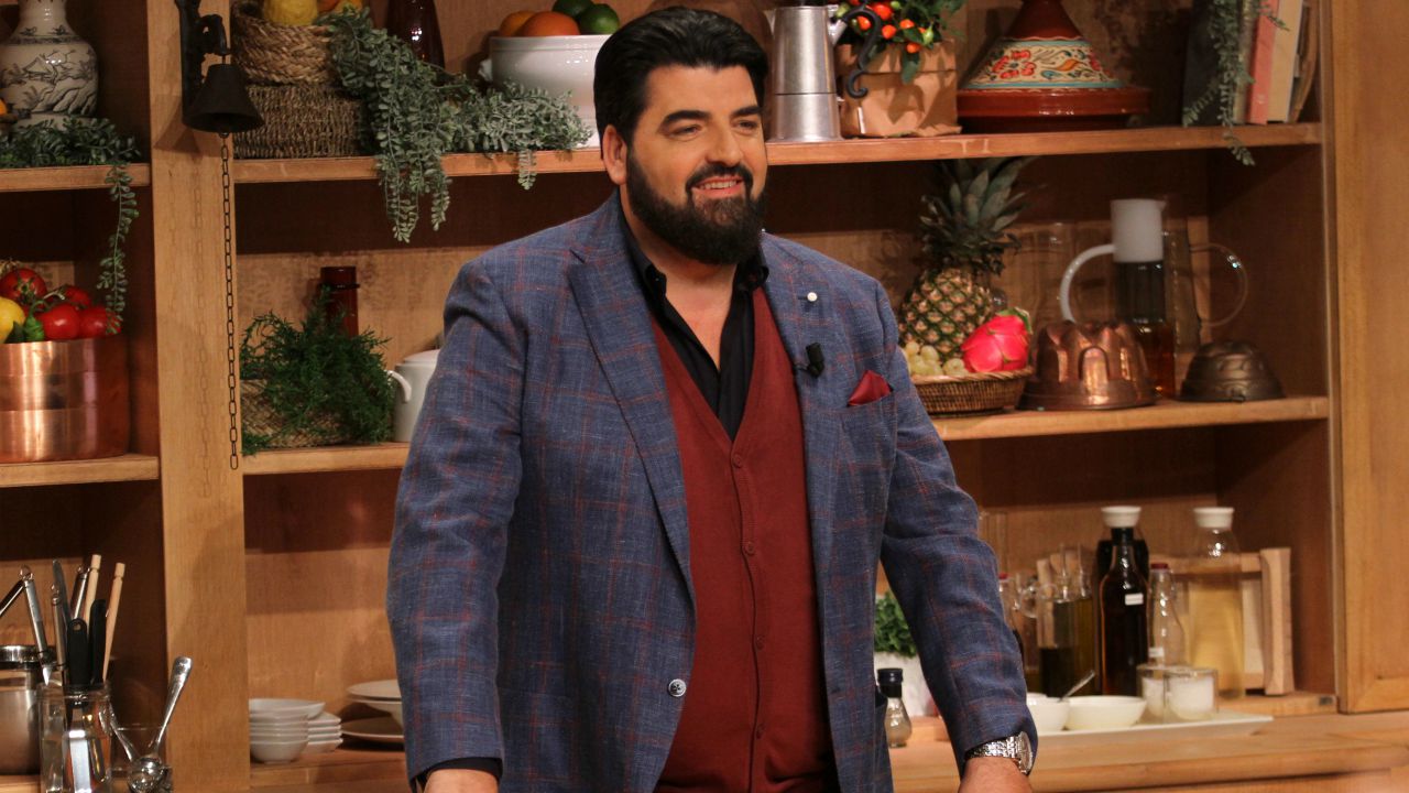 Antonino Chef Academy Anticipazioni: Il padre dello chef ospite della puntata di stasera