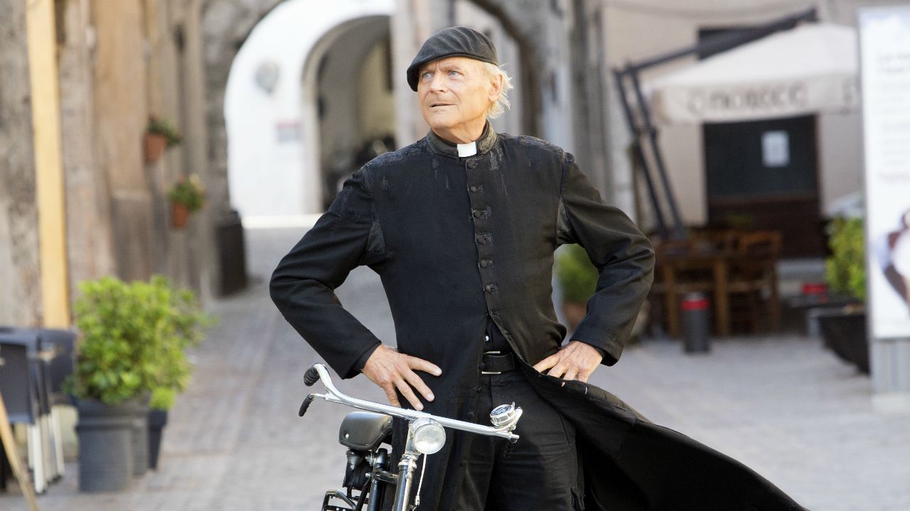 Don Matteo 12: Terence Hill torna Stasera su Rai 1 per l'ultima stagione!