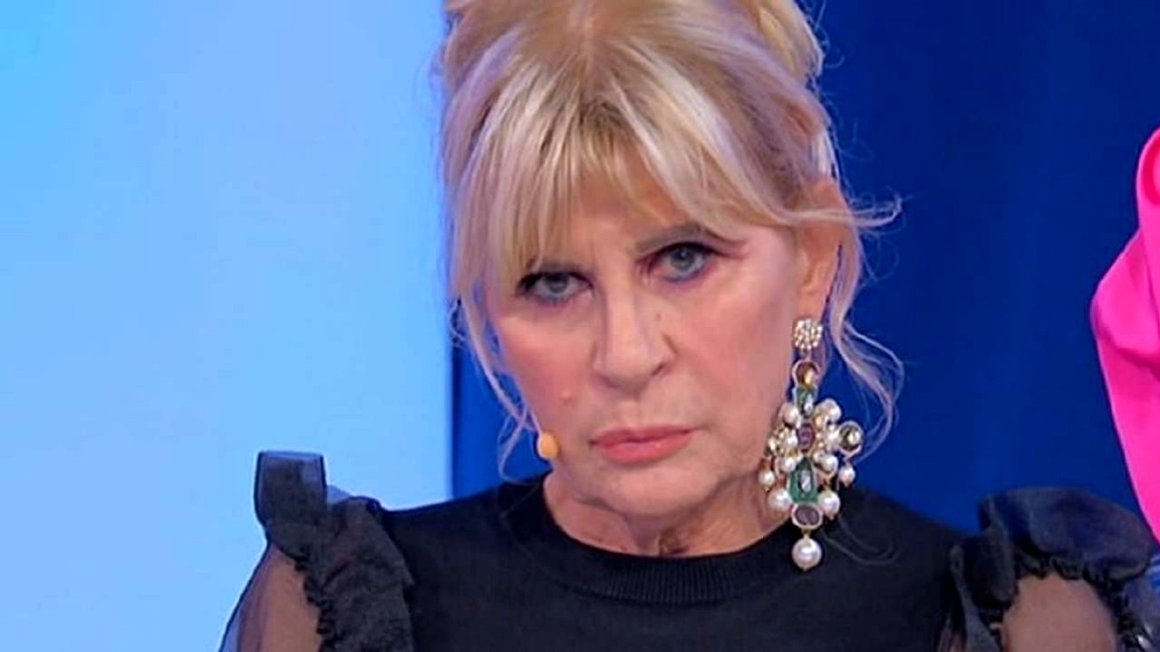 Uomini e Donne in onda oggi il trono over: duro scontro tra Gemma Galgani e Anna Tedesco