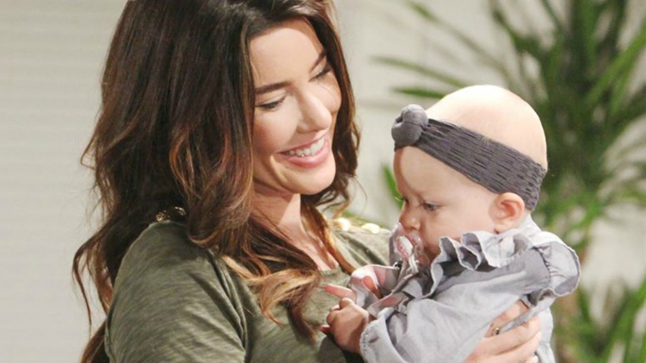 Beautiful Anticipazioni 15 gennaio 2020: Steffy stringe tra le braccia la bambina di Flo ma ignora che...
