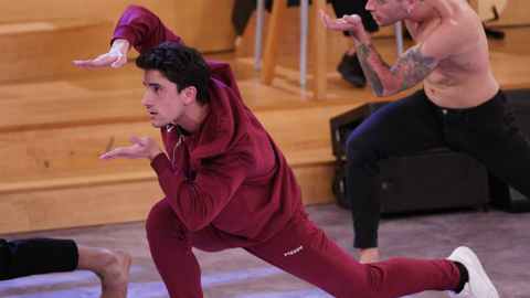 Amici 19, Javier critica la scuola e denigra i ballerini professionisti: rischio eliminazione
