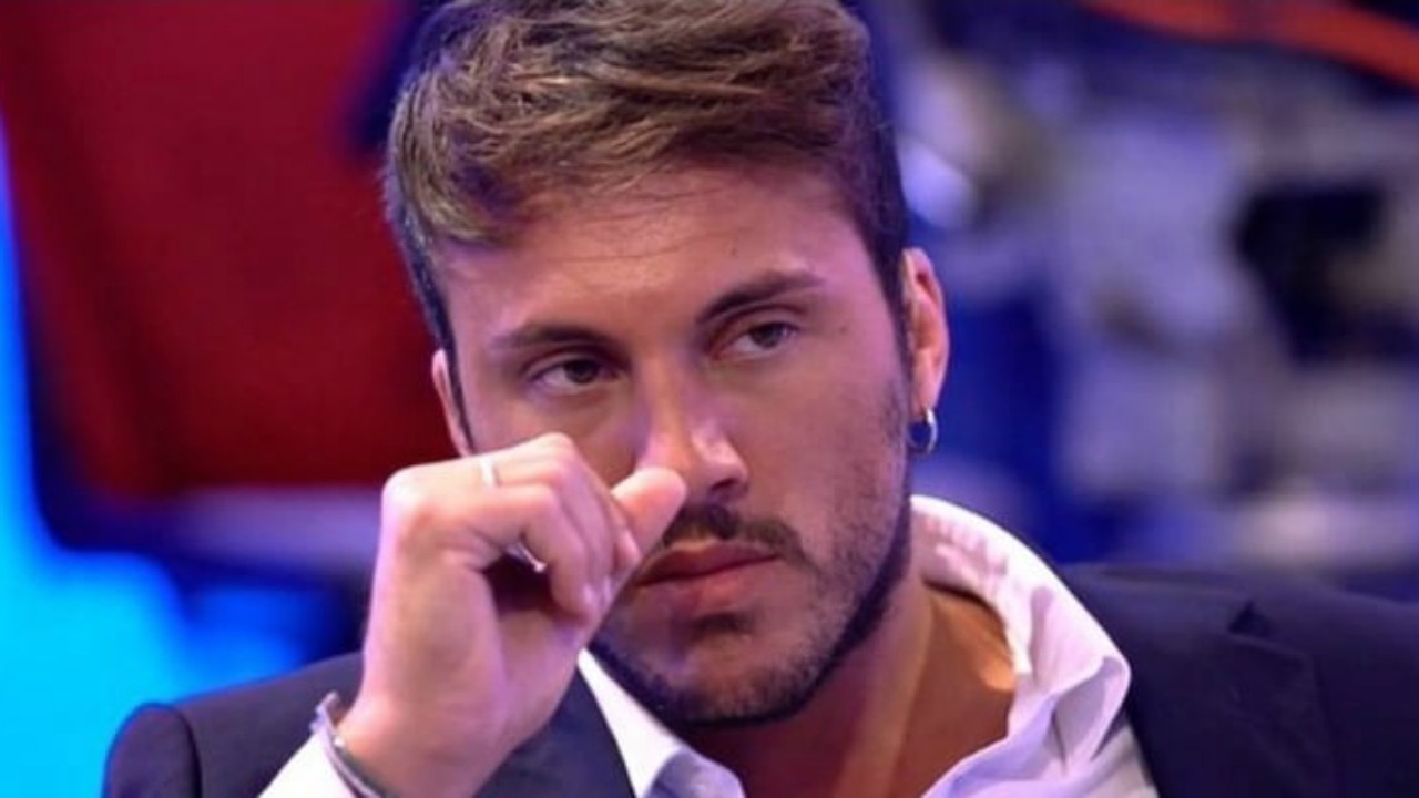 Uomini e Donne in onda oggi il trono classico: Giulio in crisi per la scelta