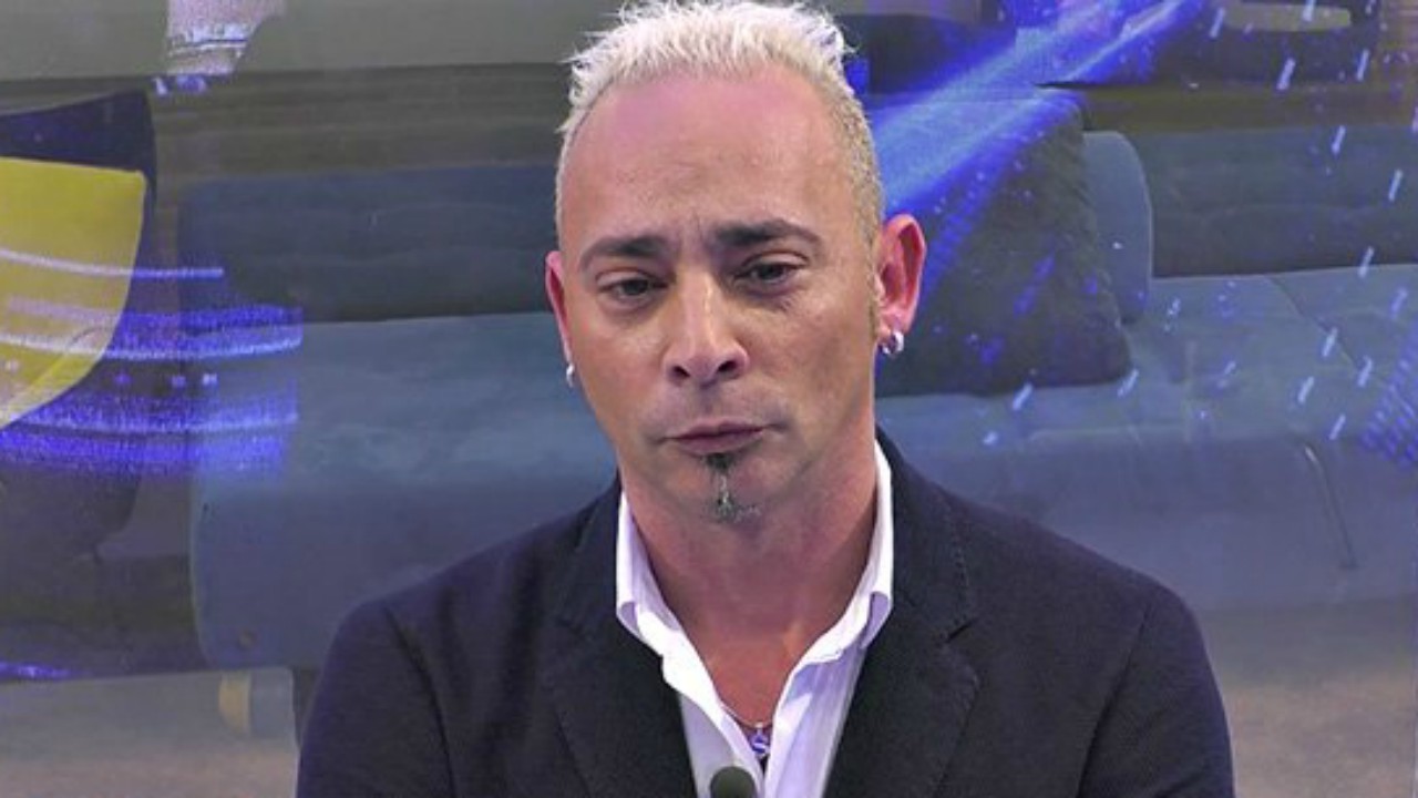 Grande Fratello Vip, Salvo contro il reality: "Pretendo le stesse misure usate per me pure per gli altri"