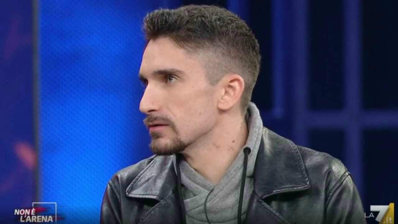 Amici 19, Skioffi eliminato. L’ospitata a Non è l’Arena: "Le parole che avevo scritto erano troppo pesanti"