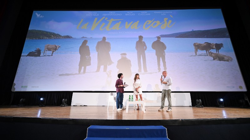 TOPP Serie Film - Gioco Di Carte 'Grande Cinema: E Tu Così?' - 111 Domande Divertenti Per Cinefili E Appassionati Di Film - Rosso