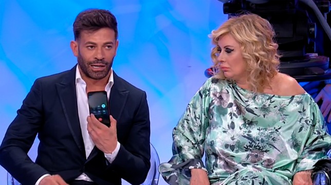Anticipazioni Uomini e Donne: dopo l'espulsione, Cilli parla di tranello come Ronza Anticipazioni Uomini e Donne: dopo l'espulsione, Cilli parla di tranello come Ronza
