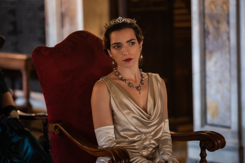 La Lunga Notte presentata la fiction di Rai 1 in 3 serate sulla caduta