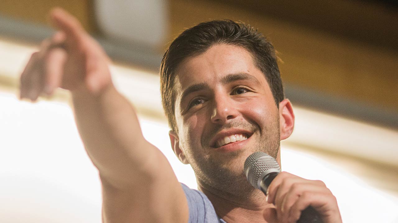 Disney+ ordina il remake di Turner e il casinaro con Josh Peck protagonista